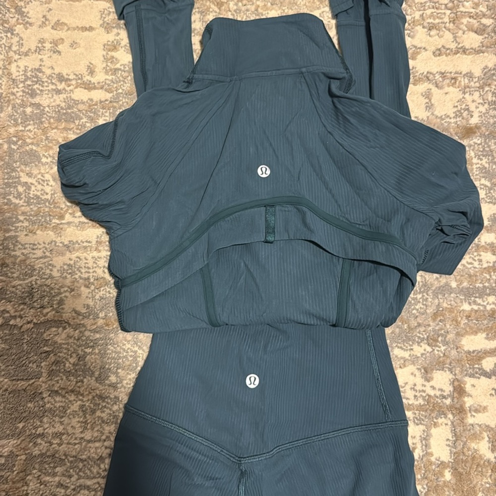 Lululemon Ribbed Set Perfect Condition - image 3